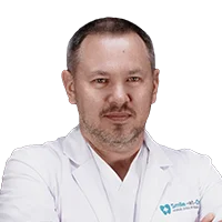 Хирург-имплантолог Трефилов Антон, фото
